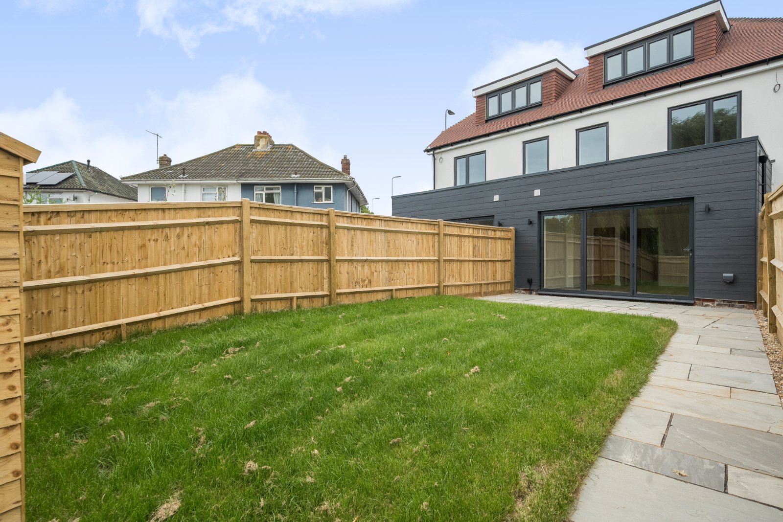 4 bedroom semi-detached house for sale