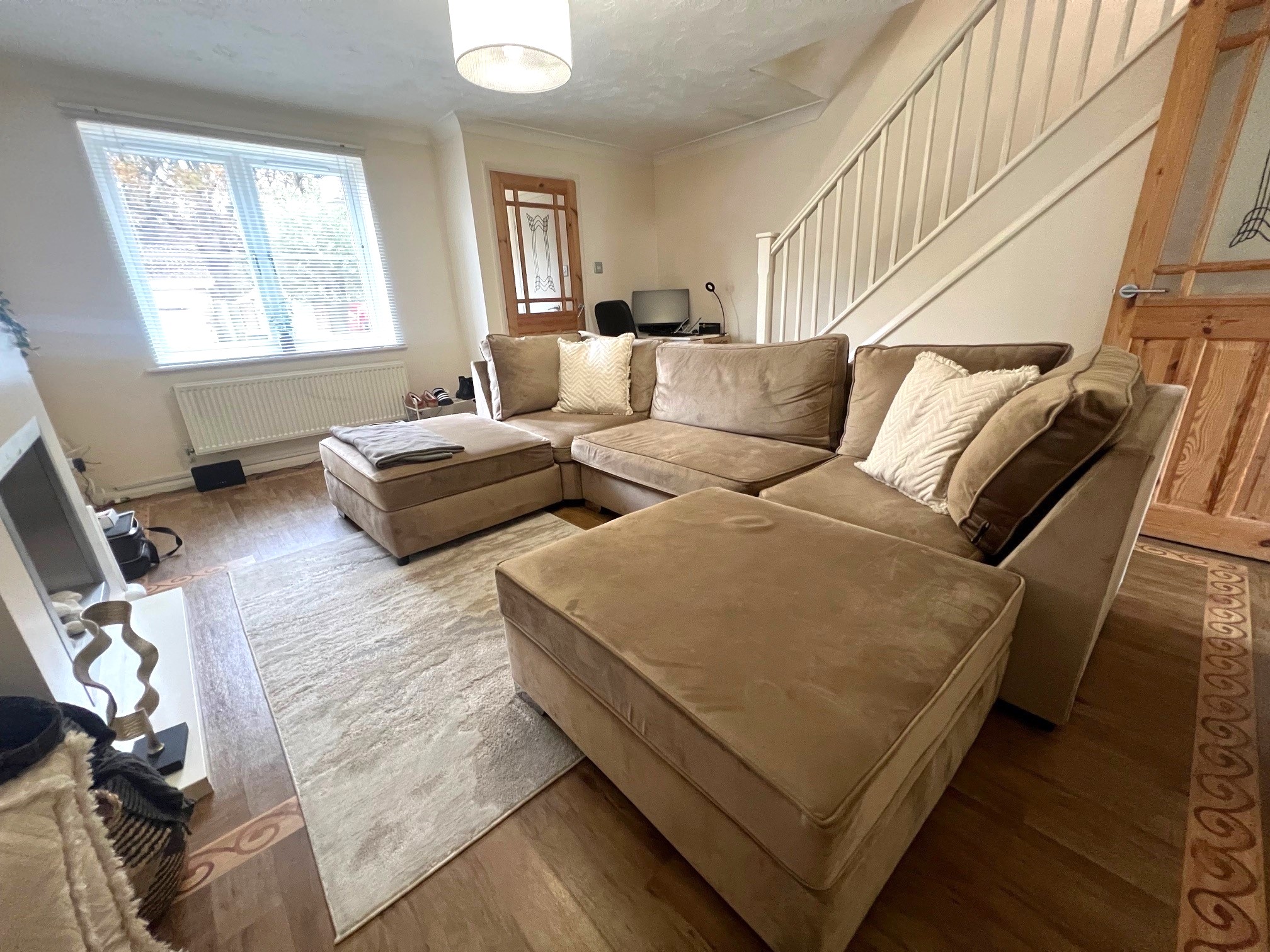 3 bedroom  semi-detached house to rent