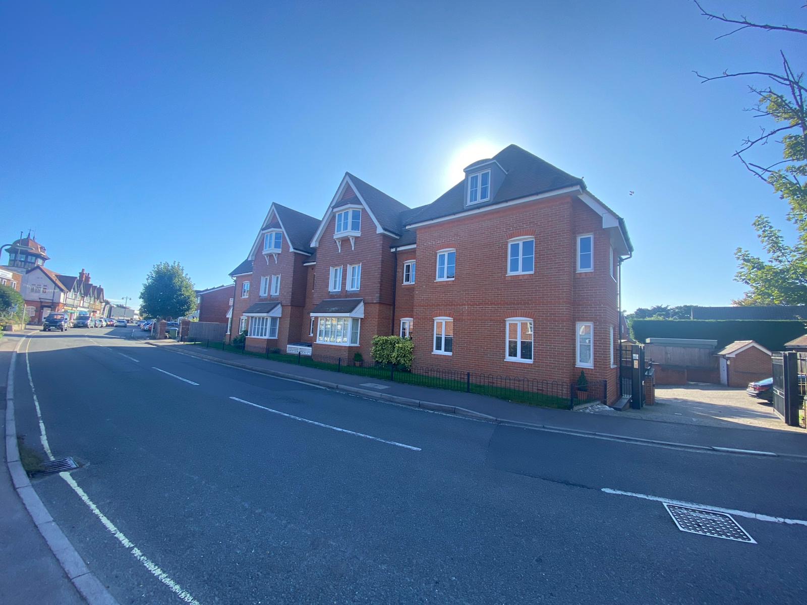 2 bedroom apartment to rent