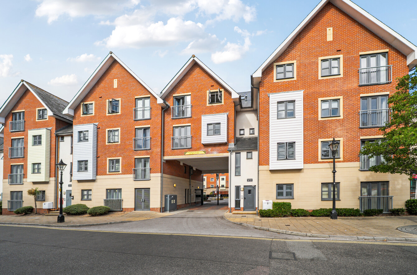 2 bedroom apartment to rent