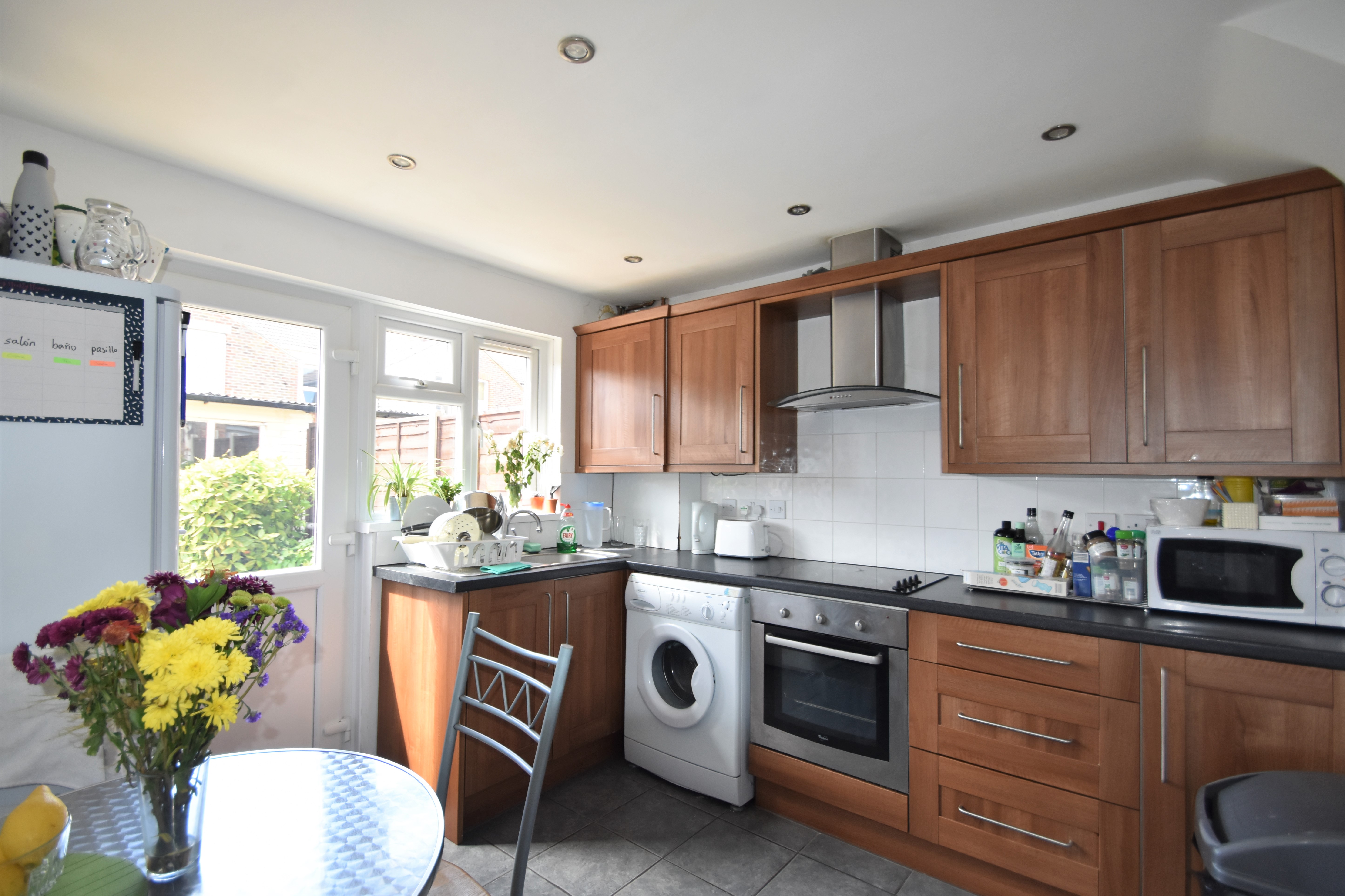 4 bedroom  terraced house to rent