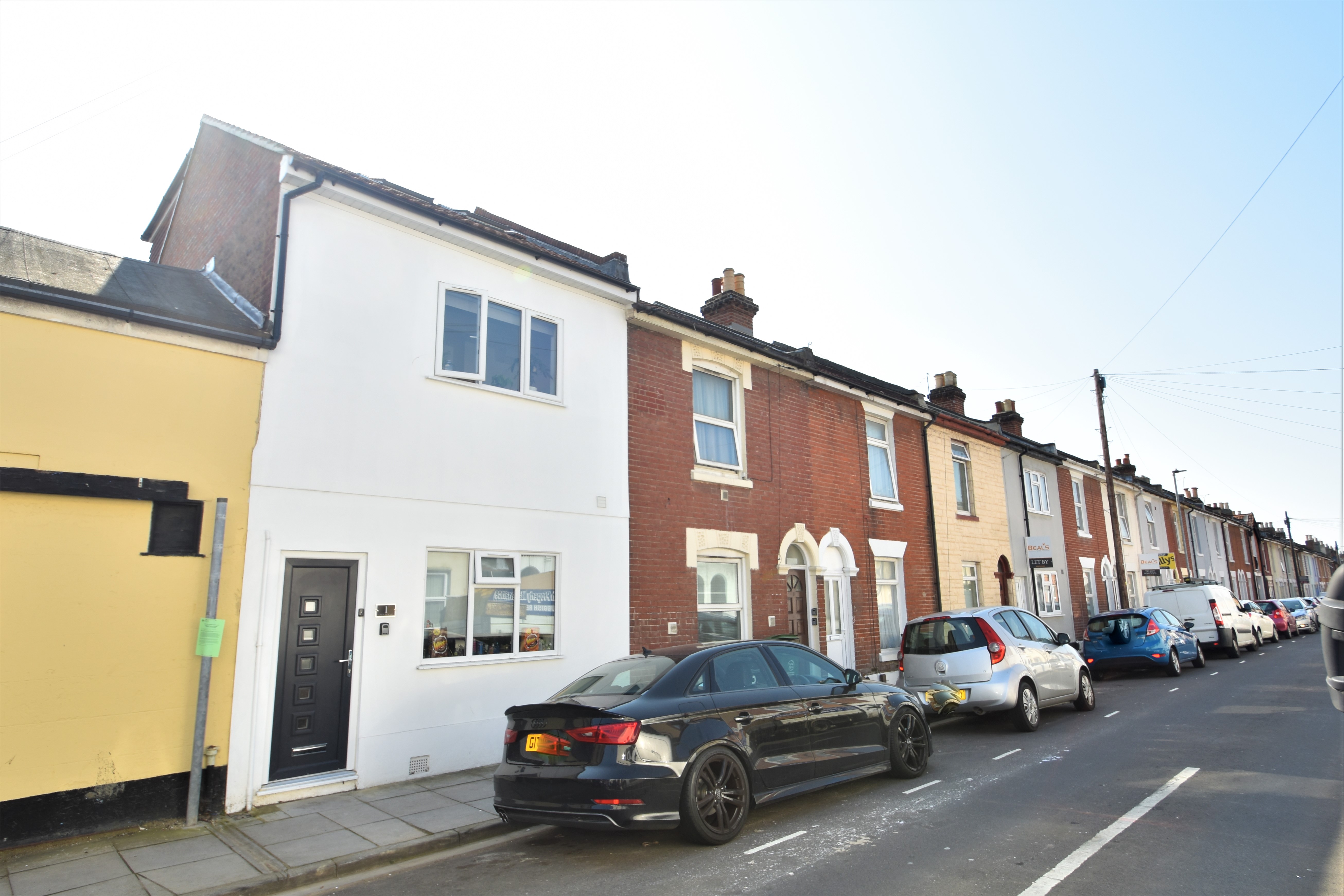 6 bedroom  terraced house to rent