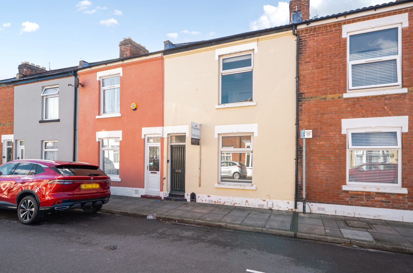 3 bedroom terraced house to rent