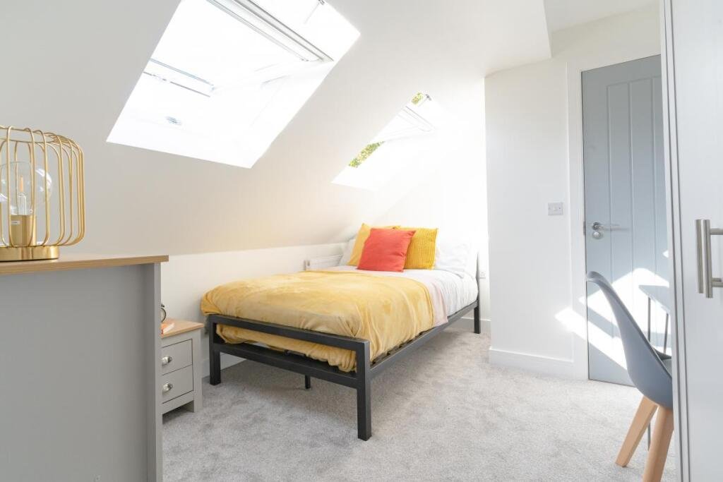 7 bedroom house to rent