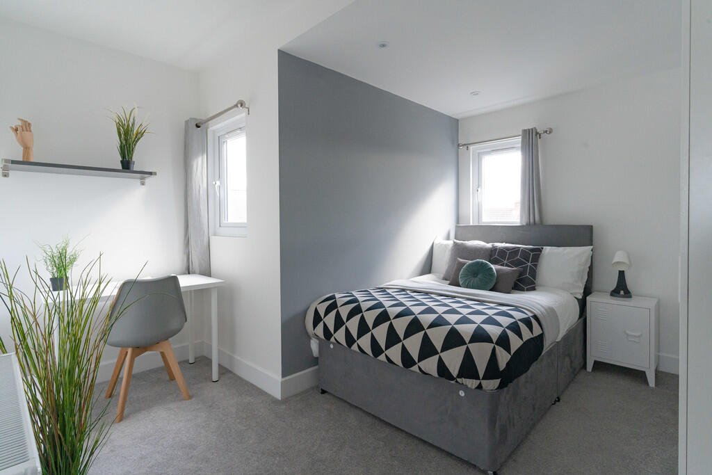 7 bedroom house to rent