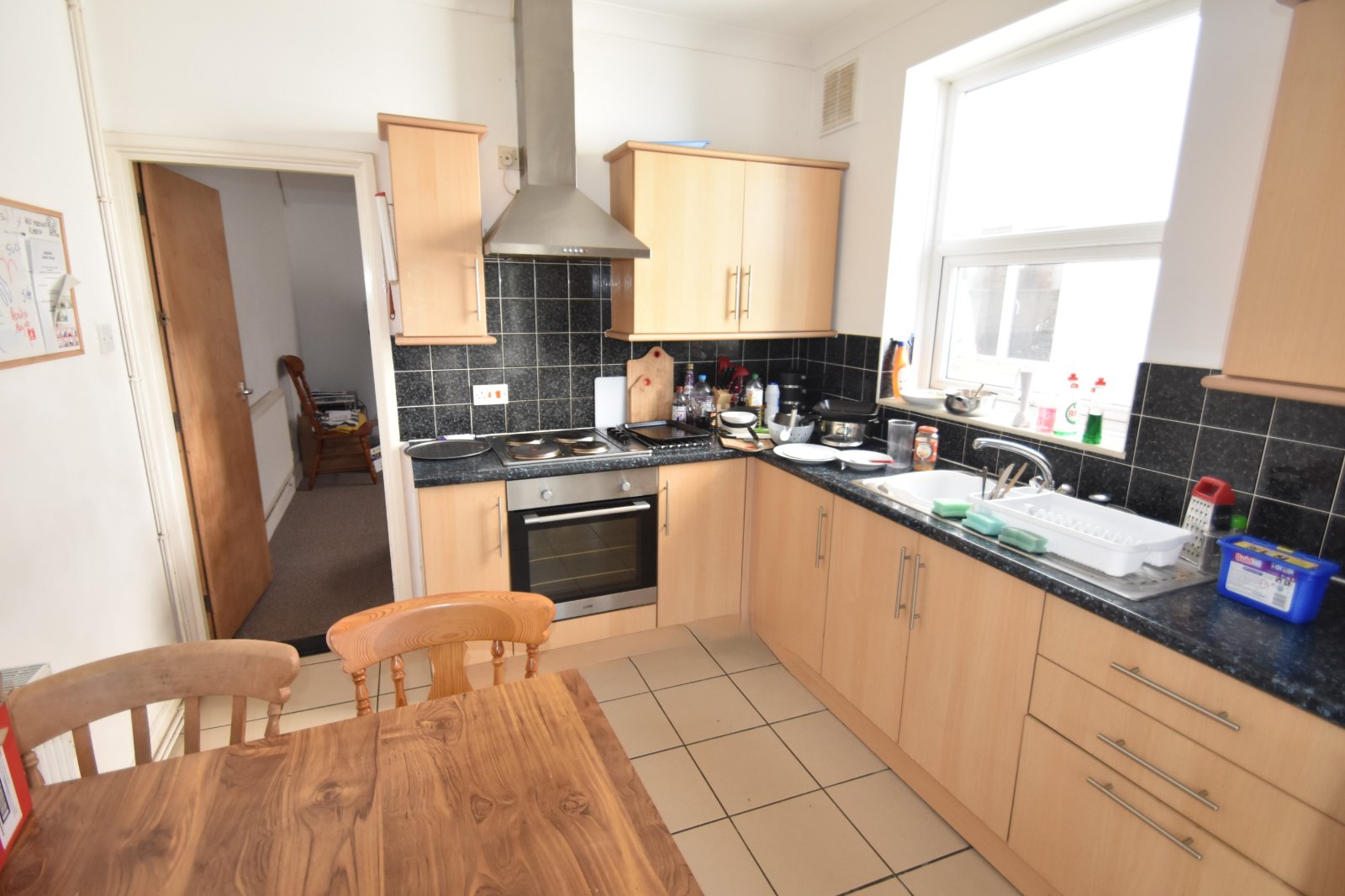 5 bedroom  terraced house to rent