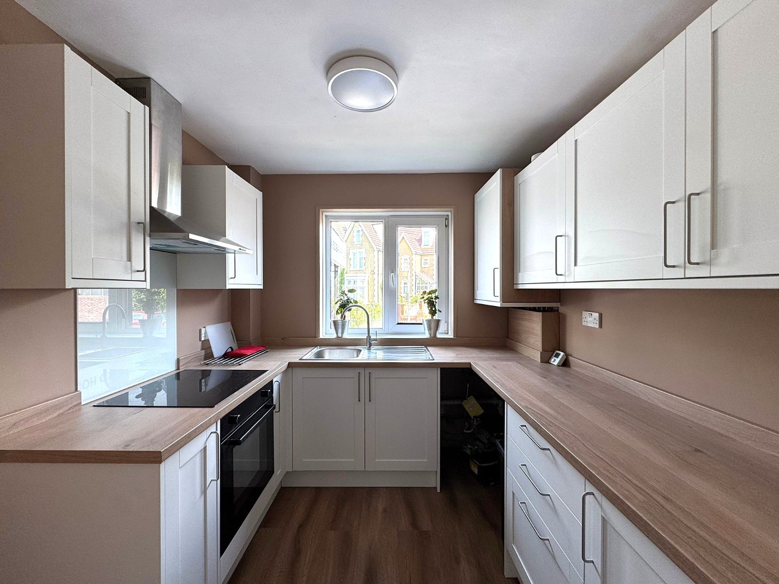 2 bedroom apartment to rent