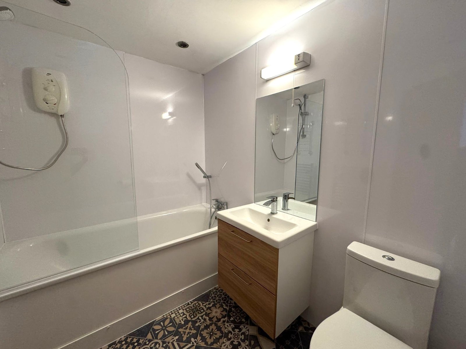 2 bedroom apartment to rent