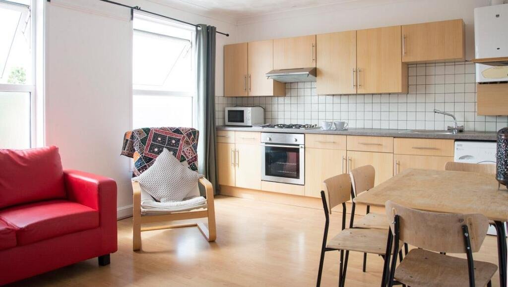 2 bedroom apartment to rent