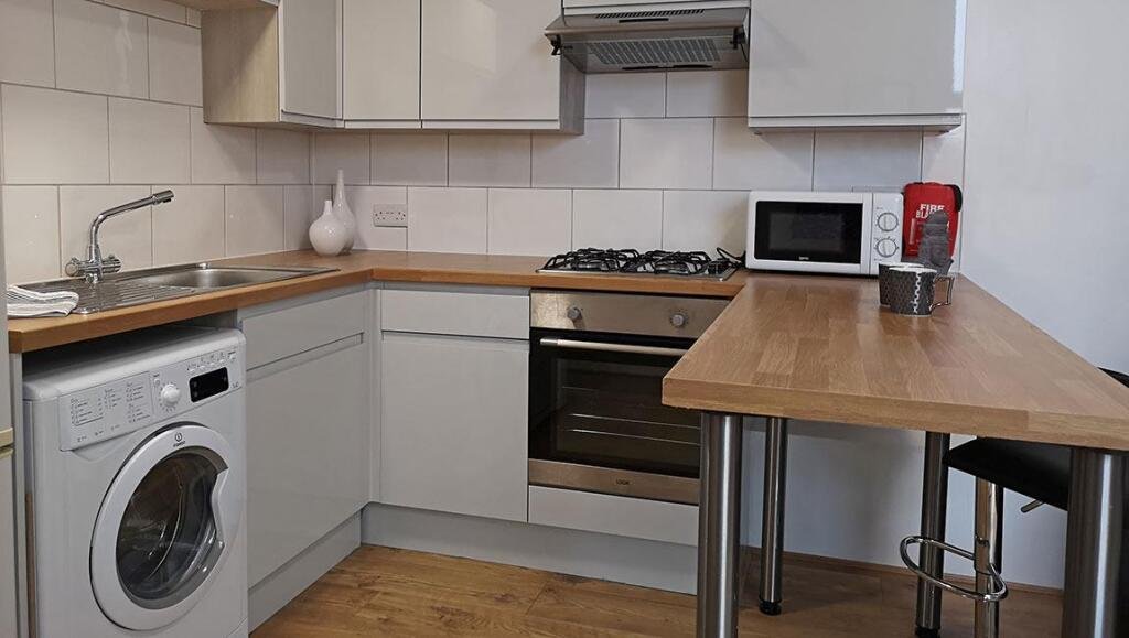 2 bedroom apartment to rent