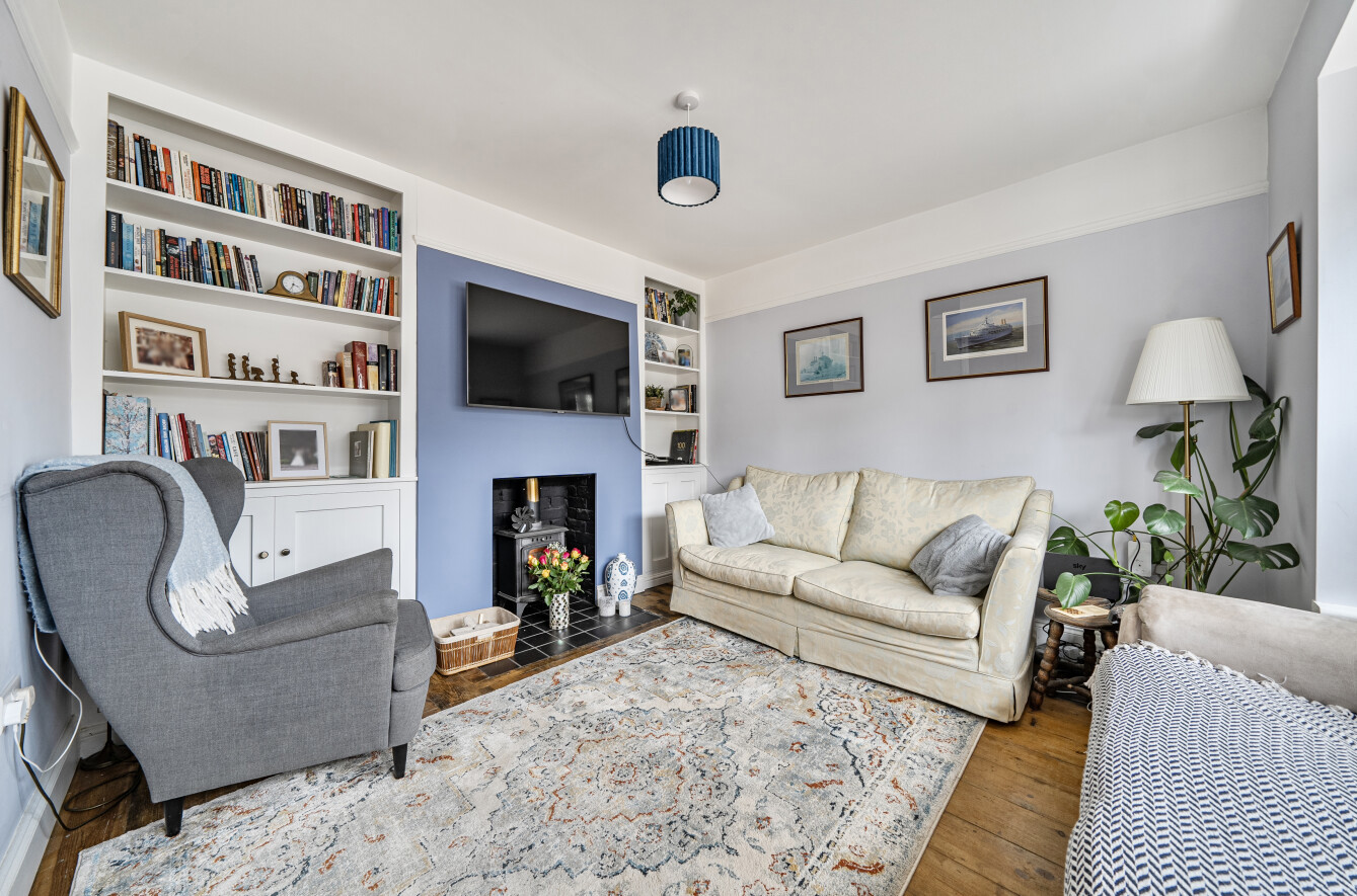 3 bedroom  detached house for sale