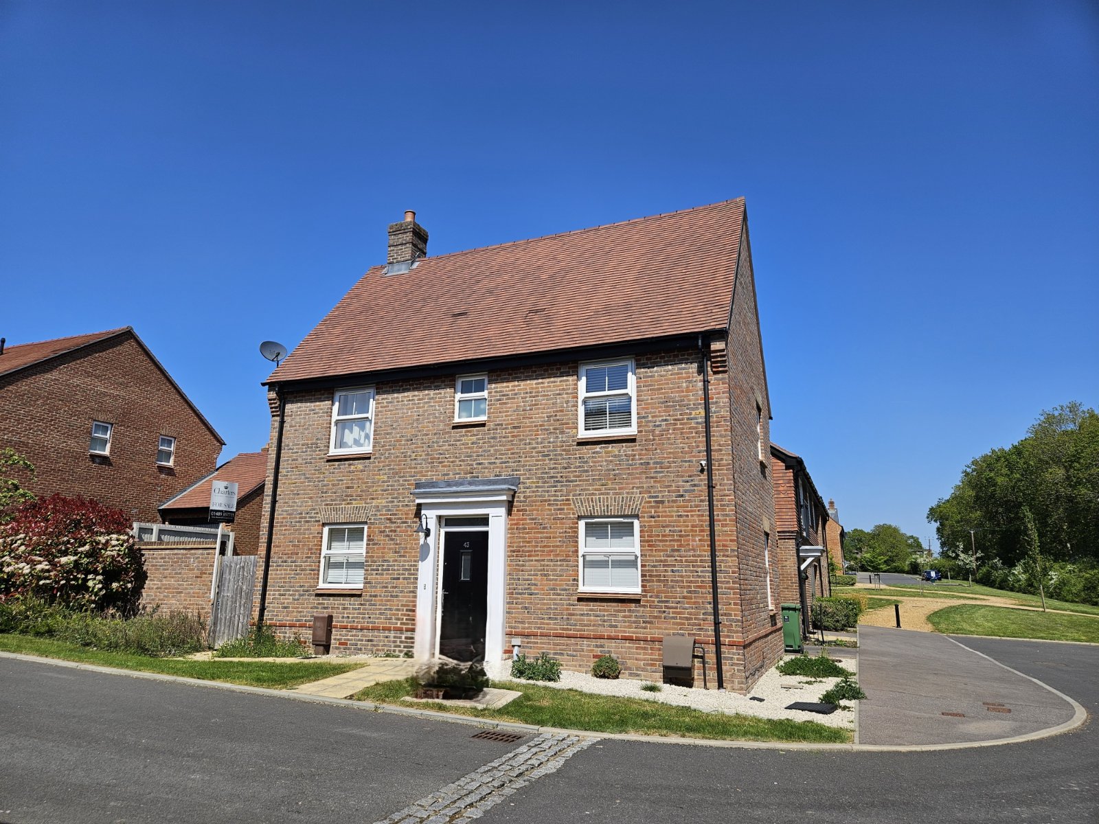 3 bedroom  detached house for sale