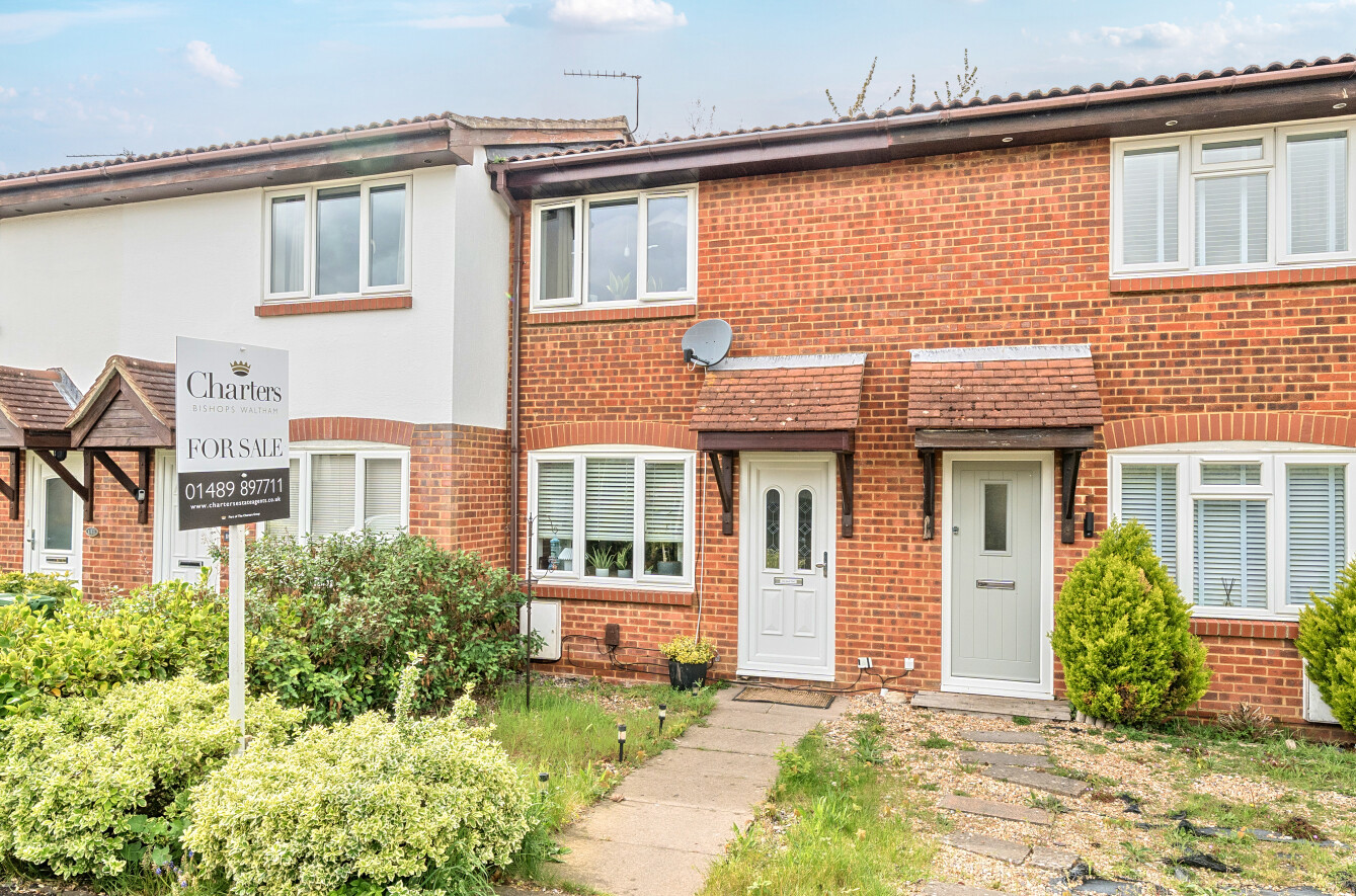 2 bedroom terraced house for sale
