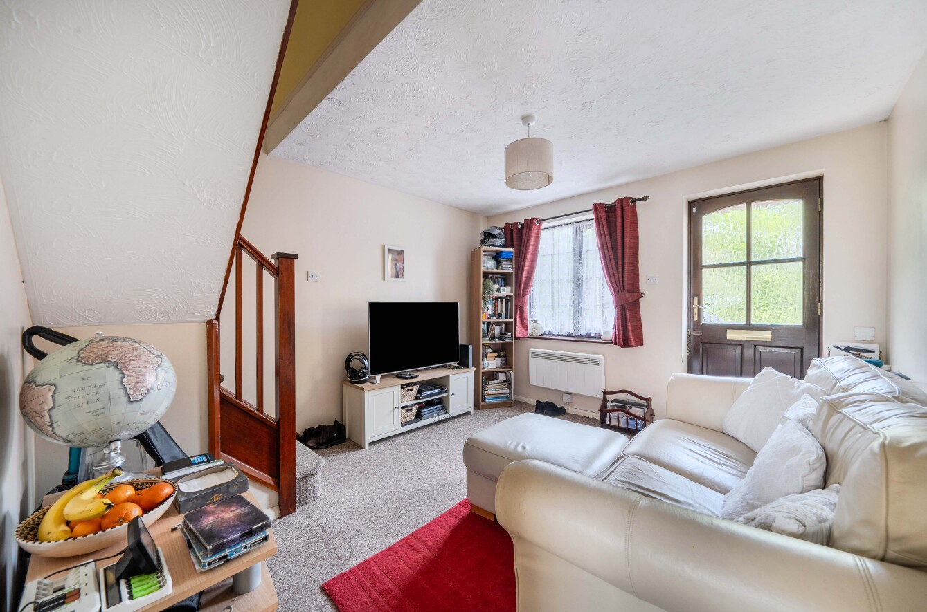 1 bedroom  terraced house for sale