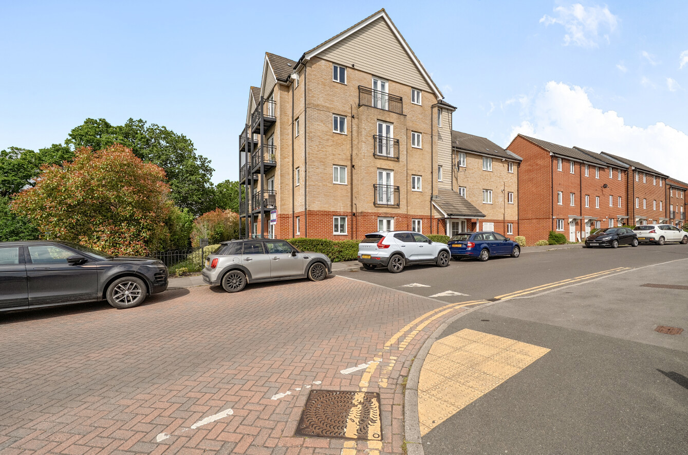 2 bedroom apartment for sale