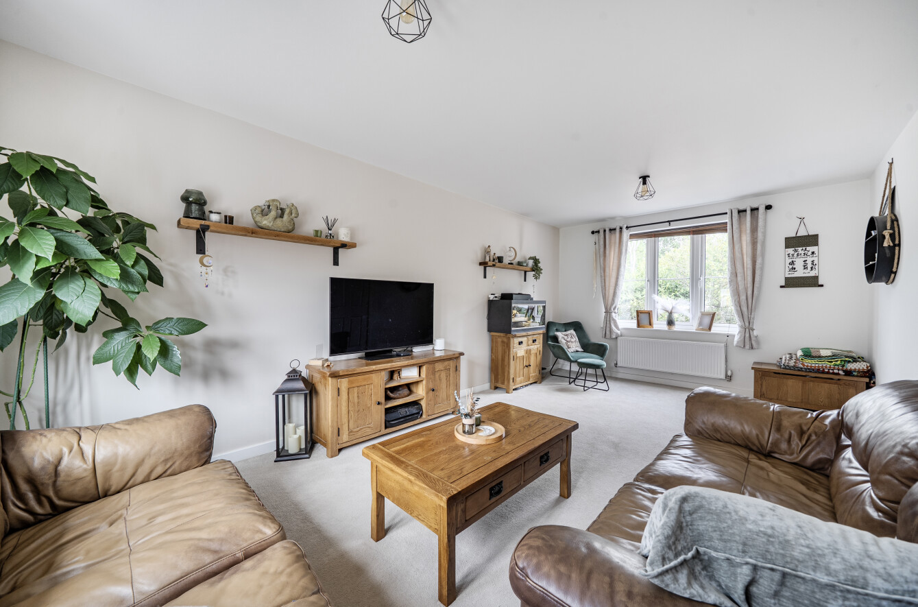 4 bedroom  detached house for sale