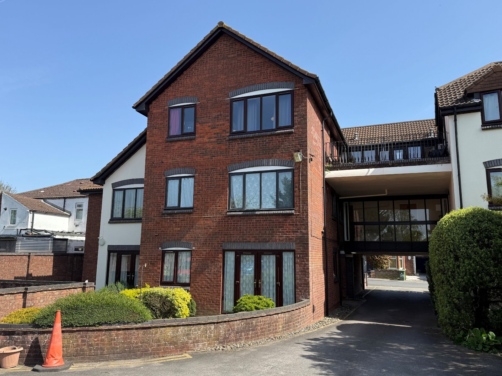 1 bedroom apartment to rent