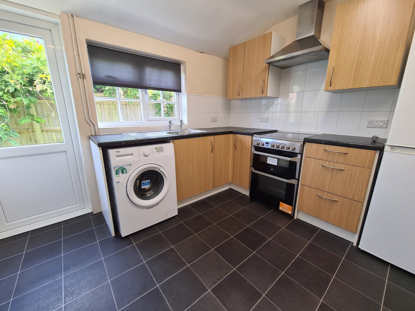 2 bedroom  terraced house to rent