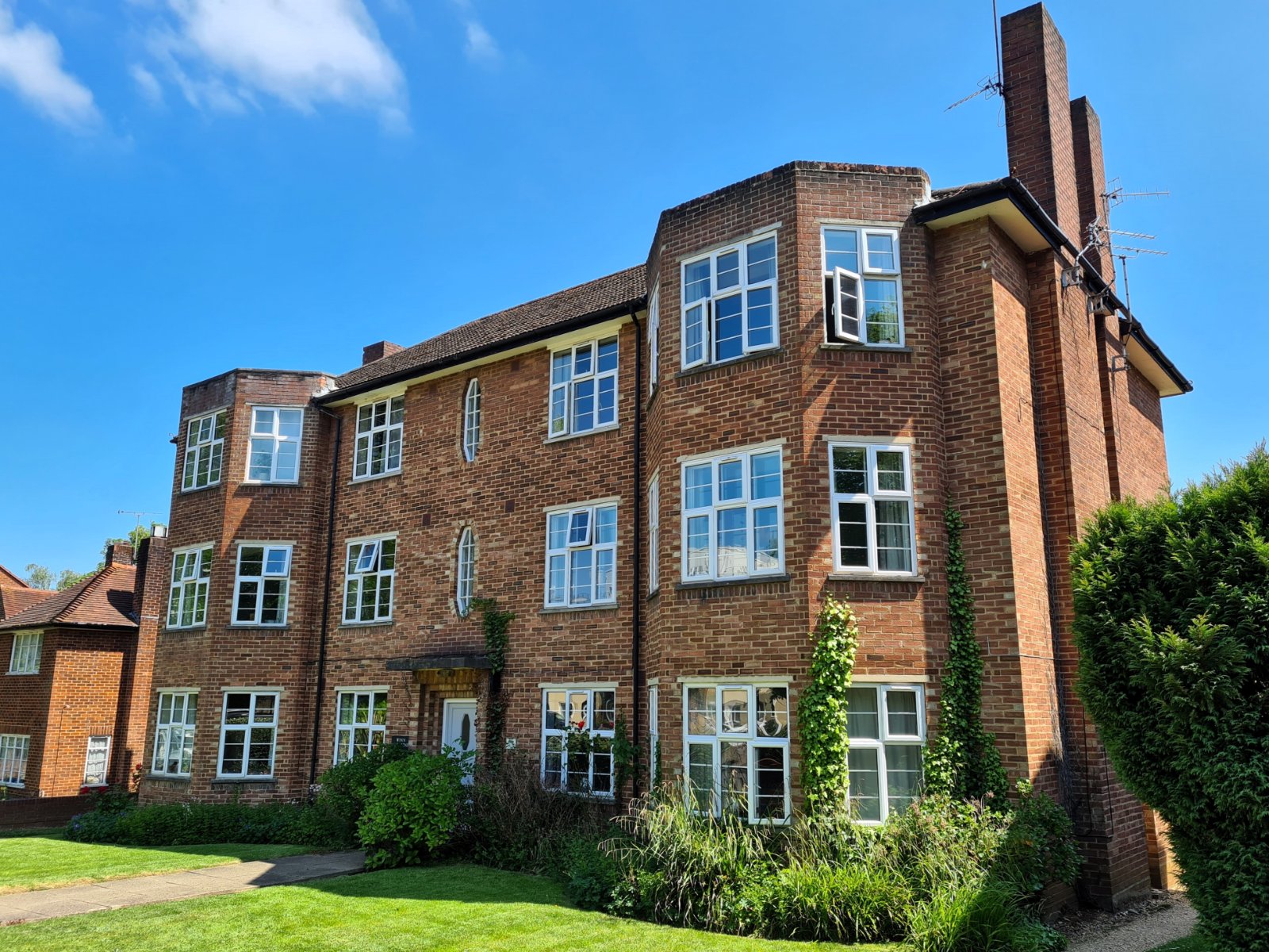 2 bedroom apartment to rent