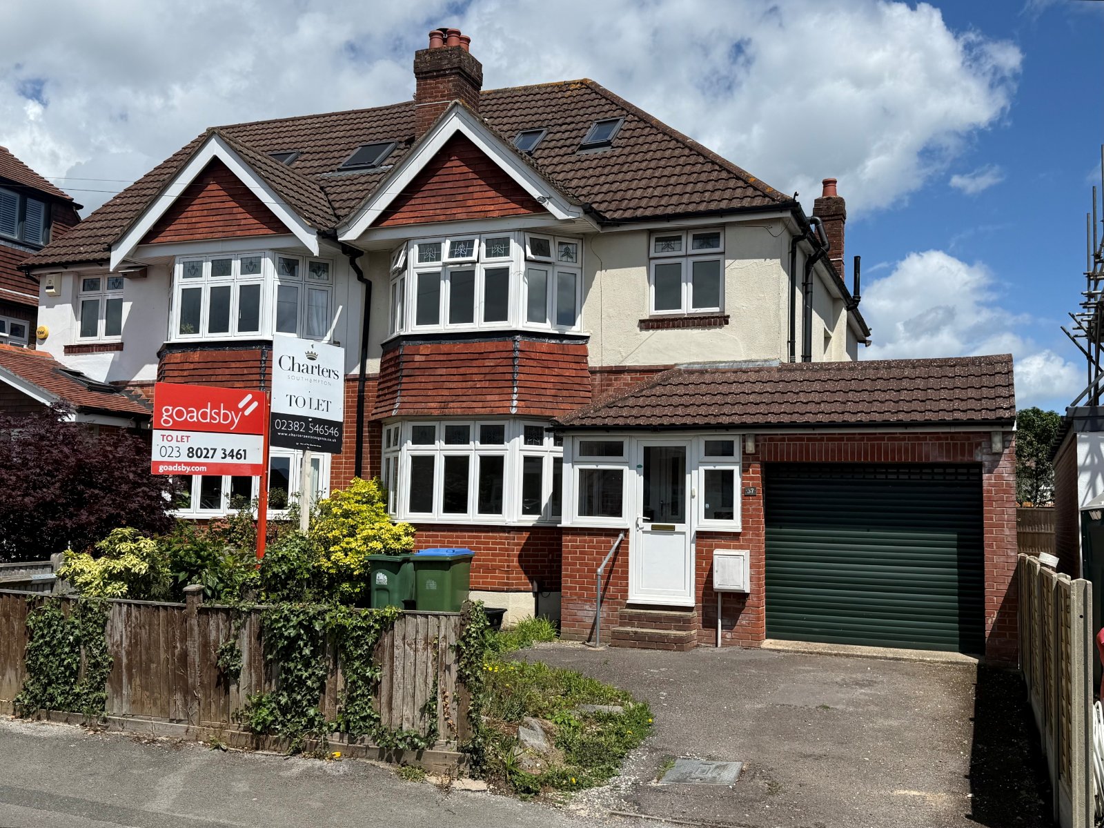 4 bedroom semi-detached house to rent