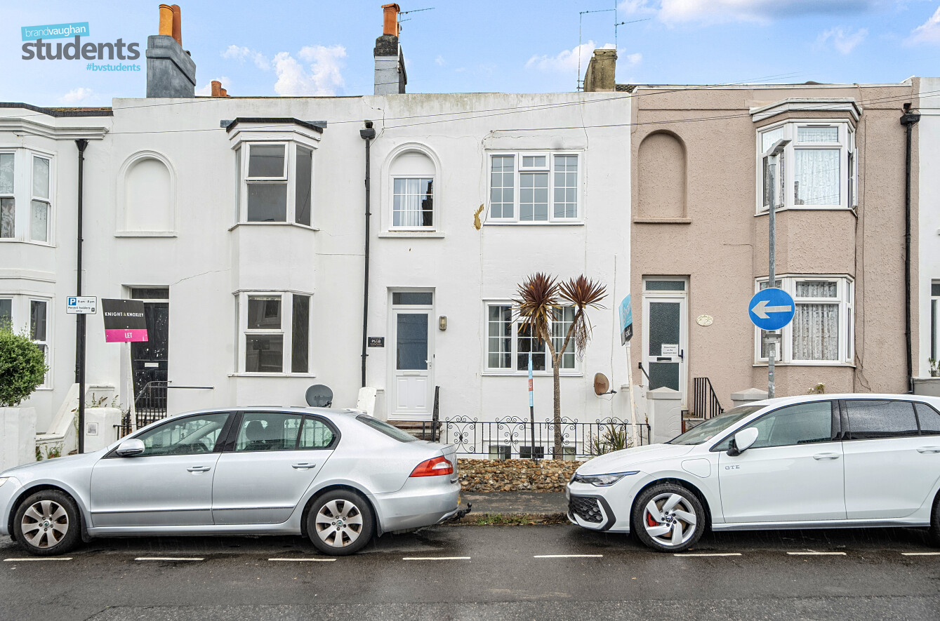 3 bedroom terraced maisonette to rent