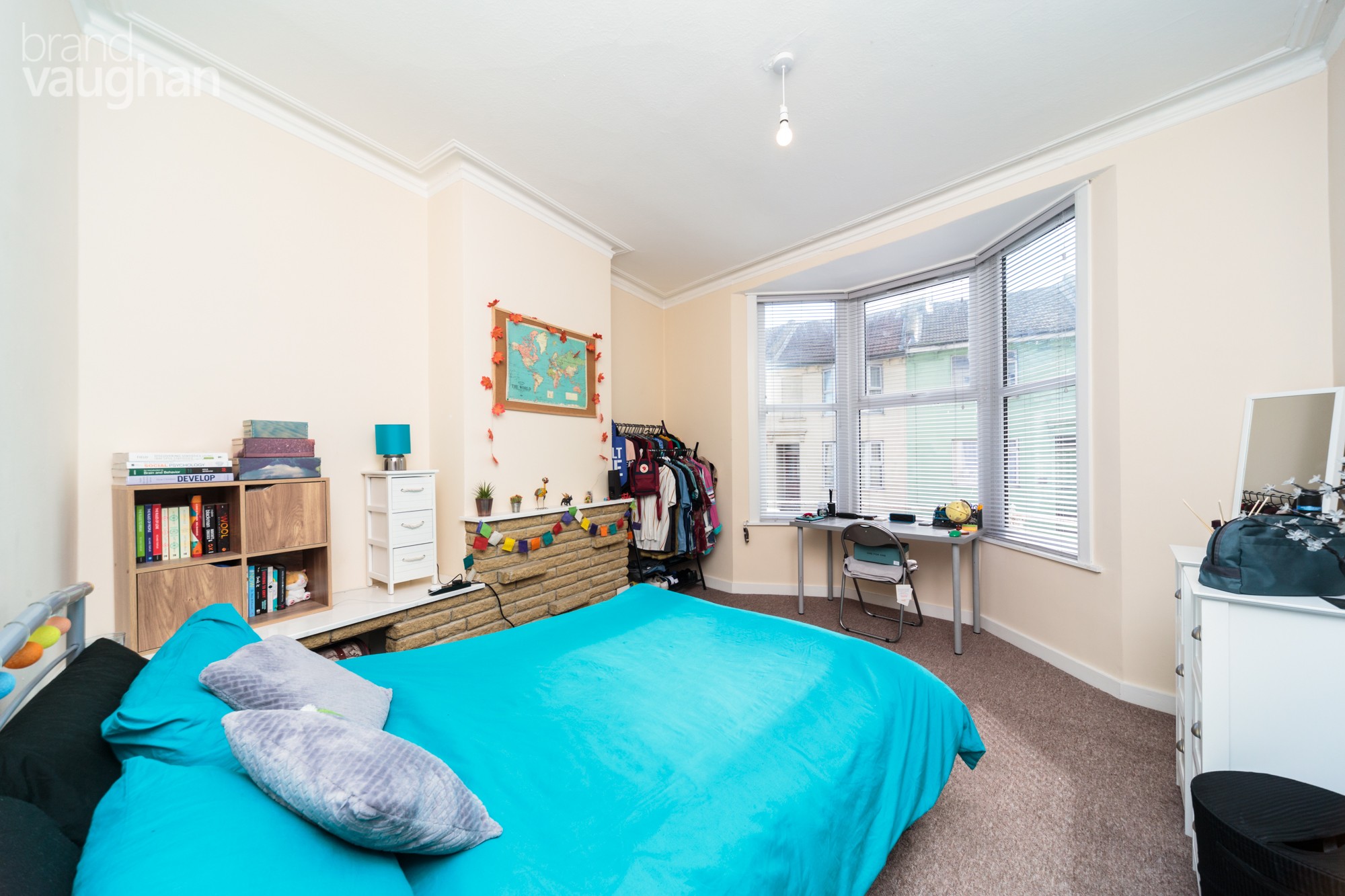 4 bedroom terraced house to rent