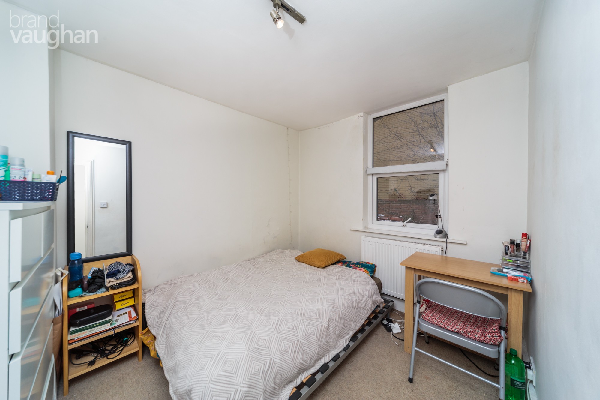 4 bedroom terraced house to rent