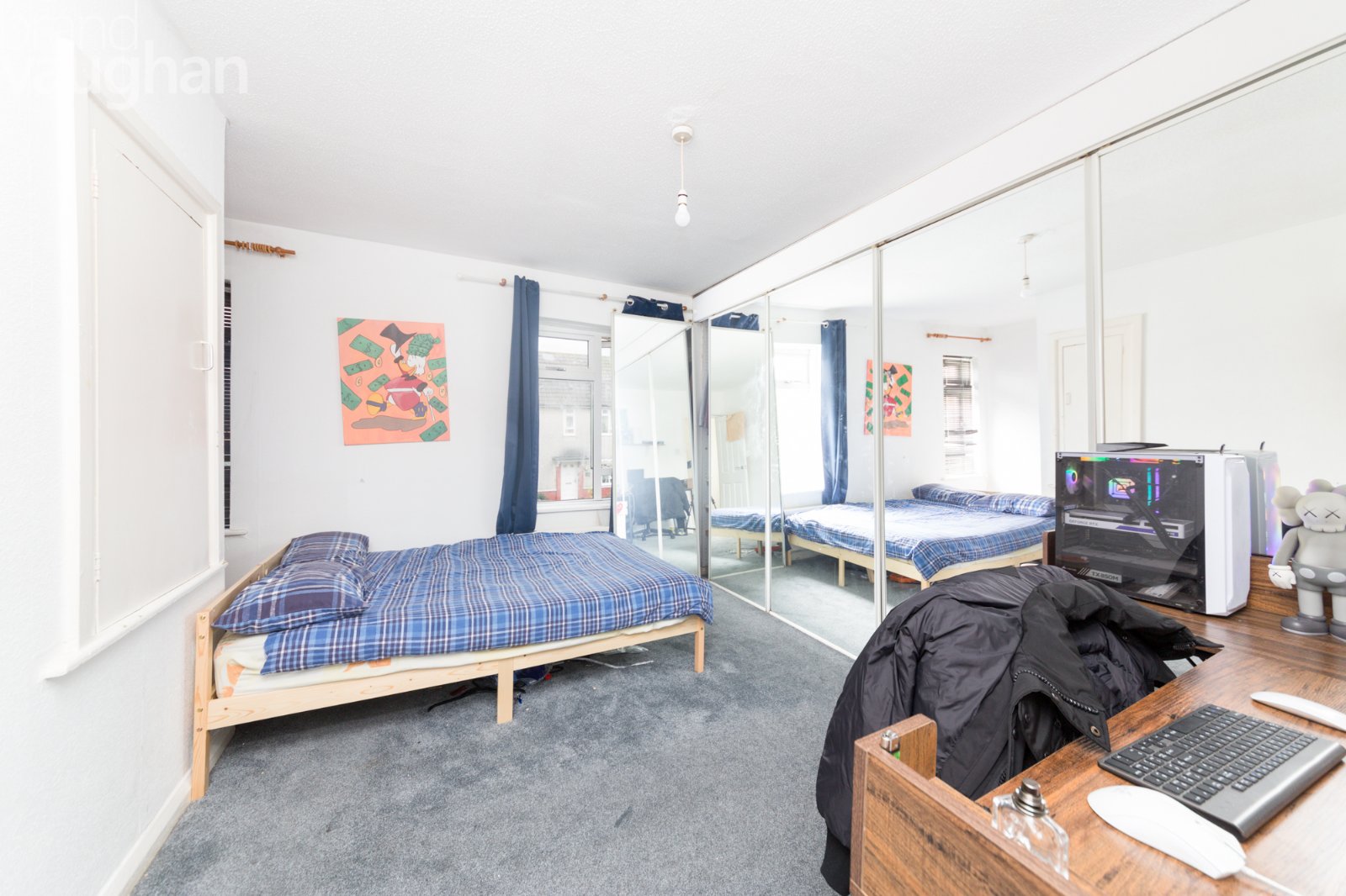 4 bedroom semi-detached house to rent