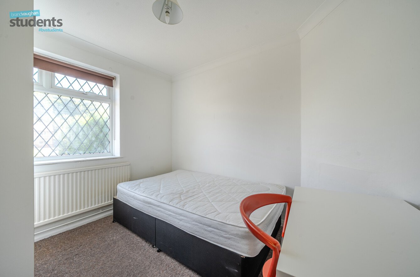 1 bedroom semi-detached sharedaccommodation to rent