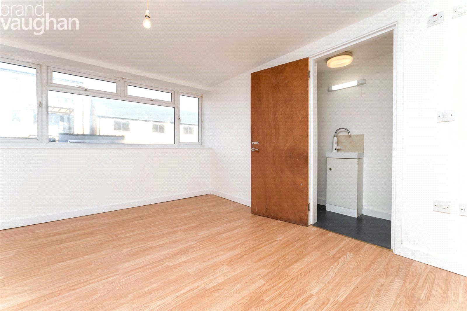  studio apartment to rent