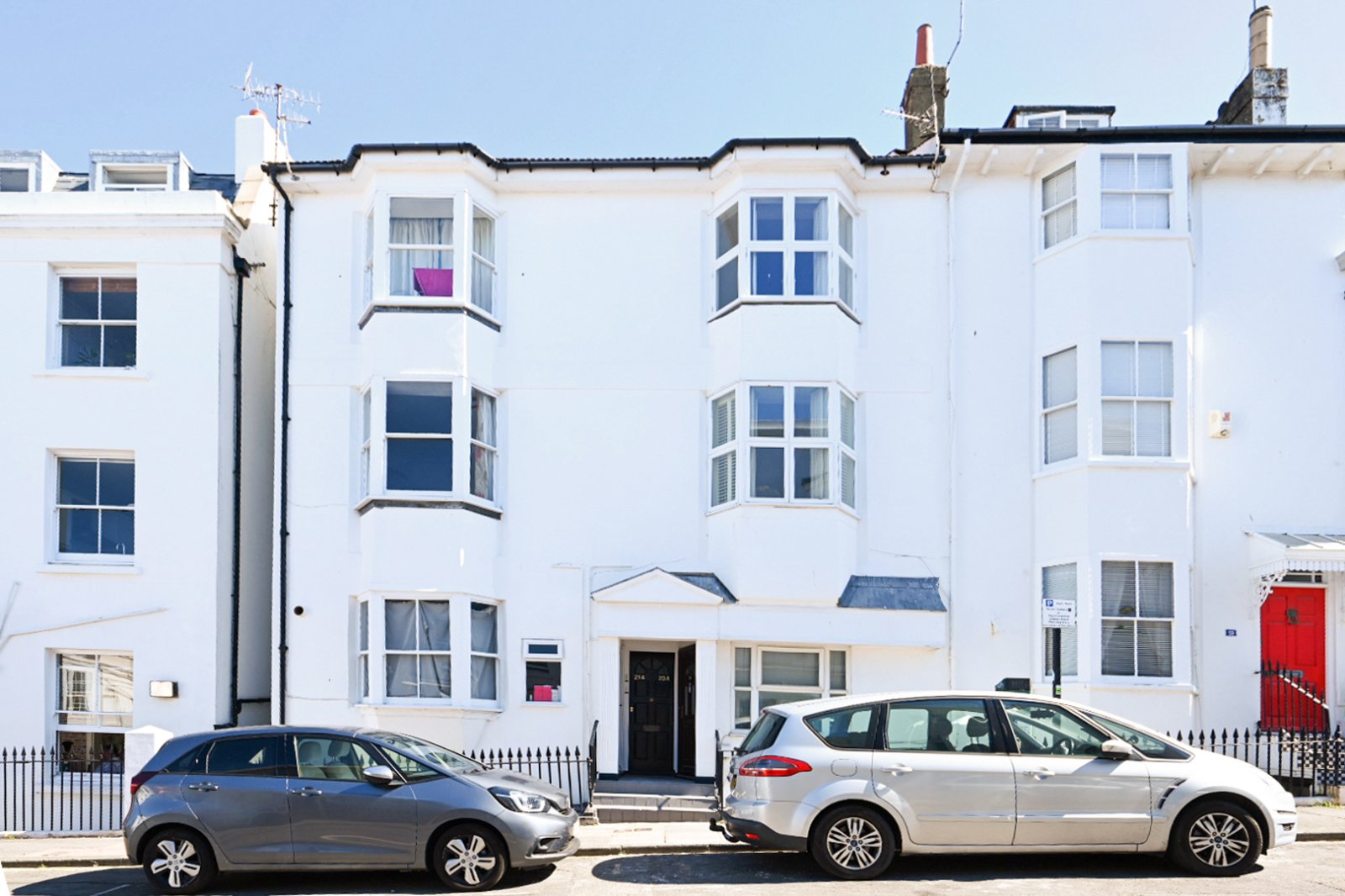2 bedroom apartment for sale