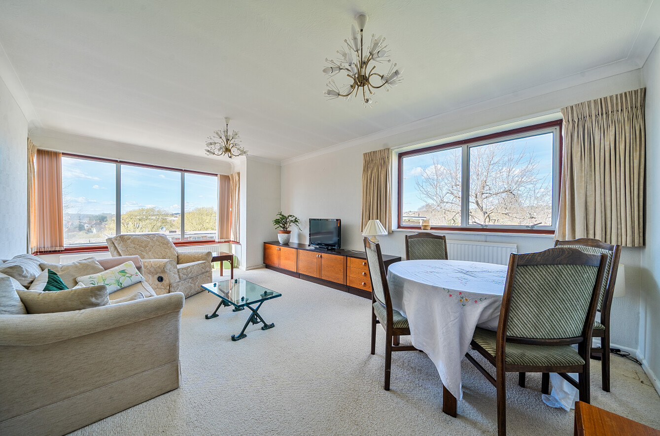 2 bedroom apartment for sale