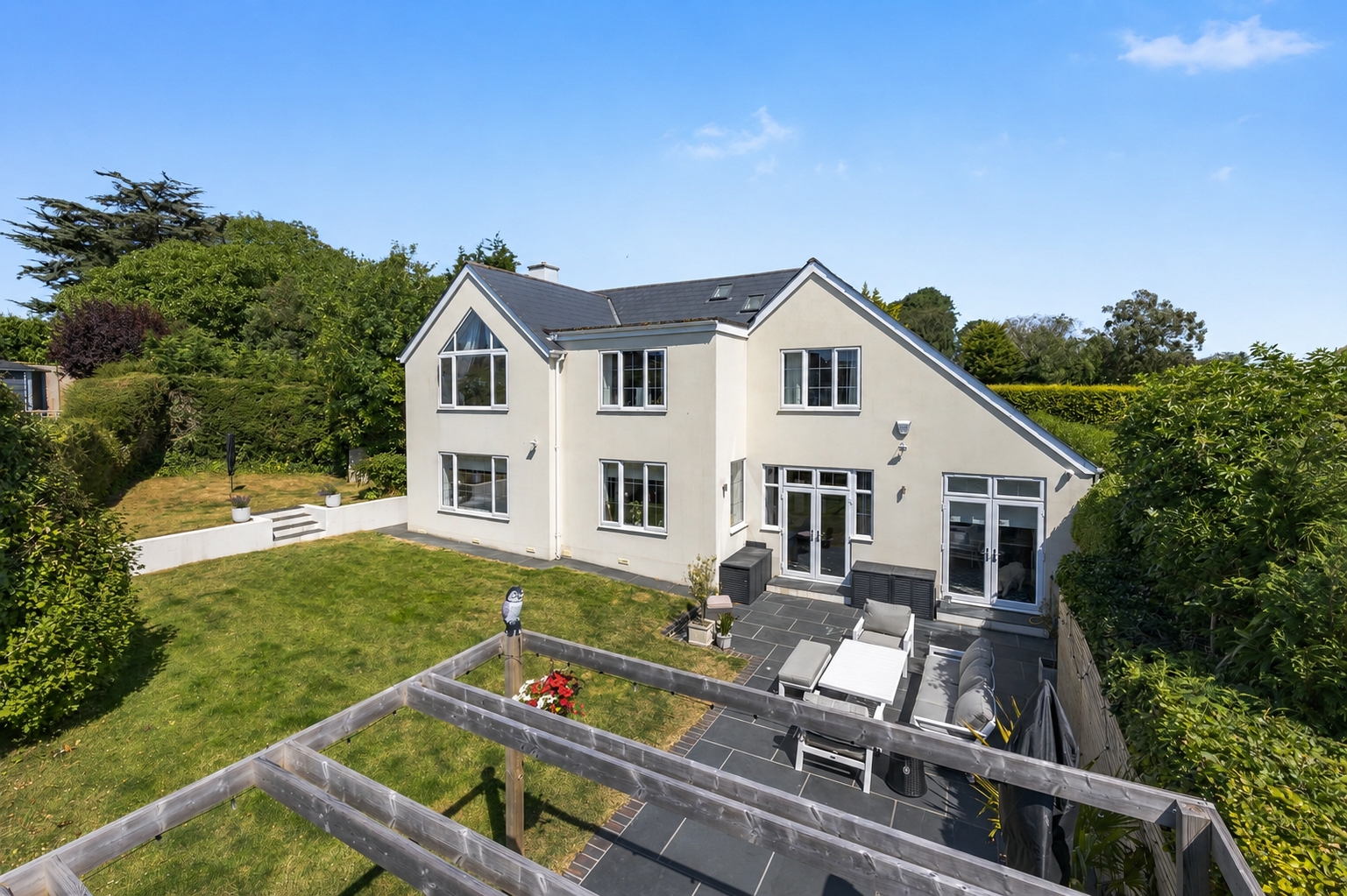 4 bedroom  detached house for sale