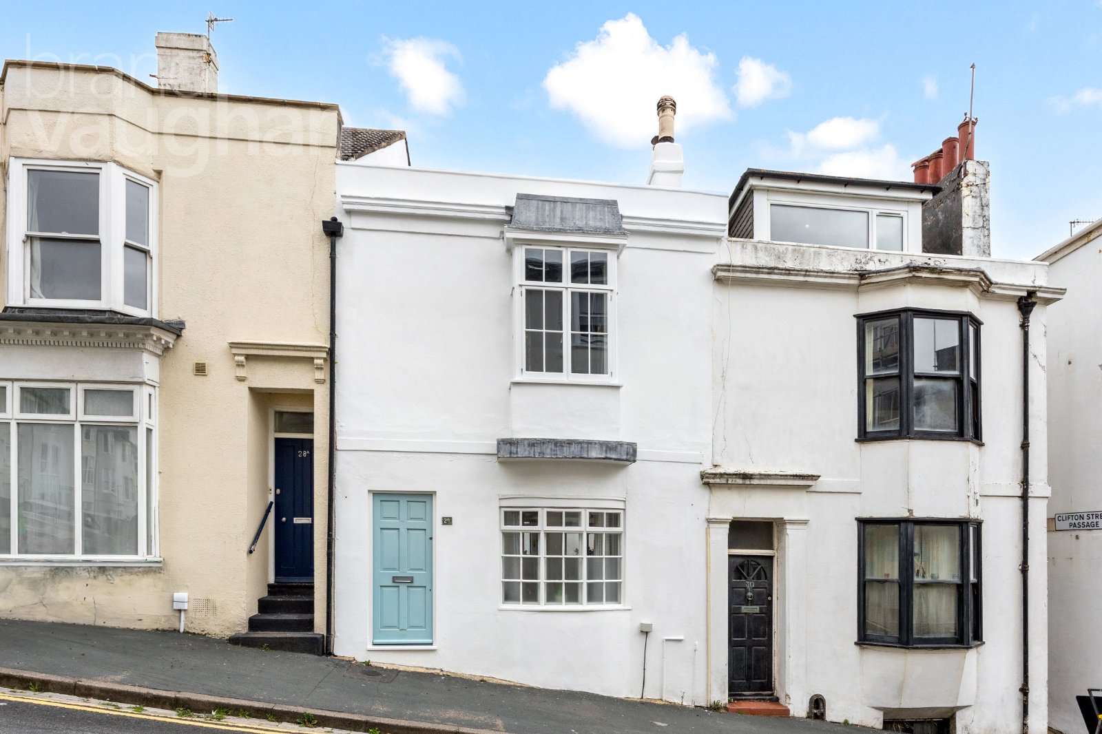 2 bedroom  terraced house for sale