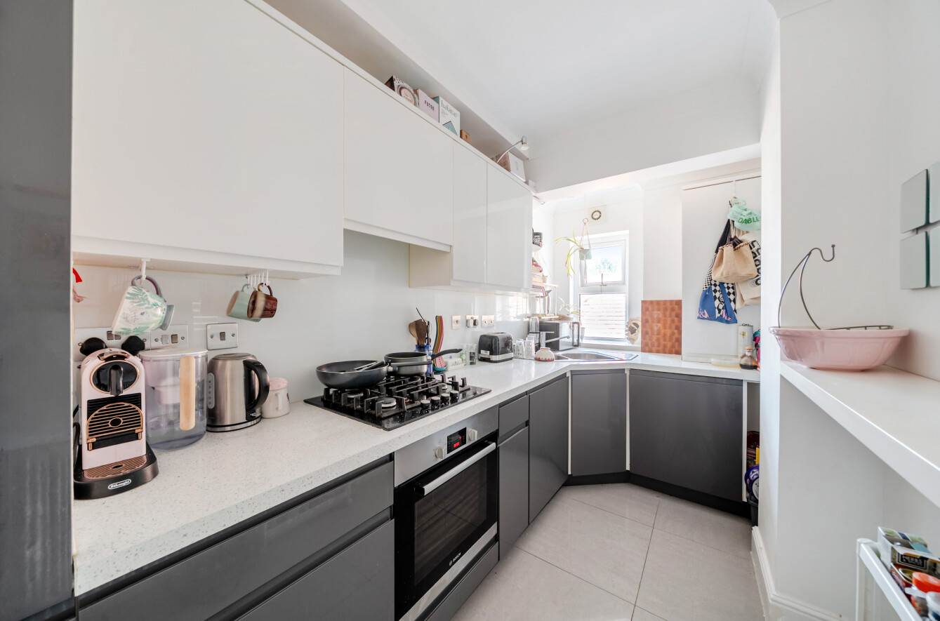 1 bedroom apartment for sale
