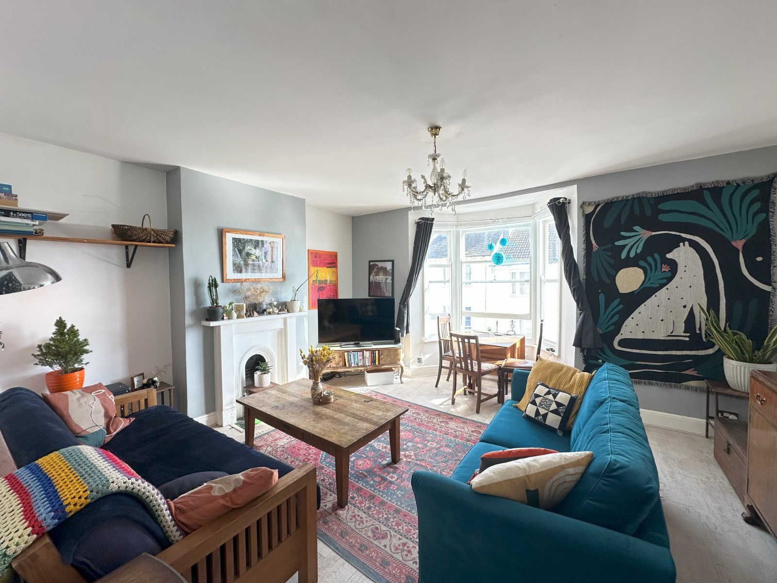 2 bedroom maisonette for sale