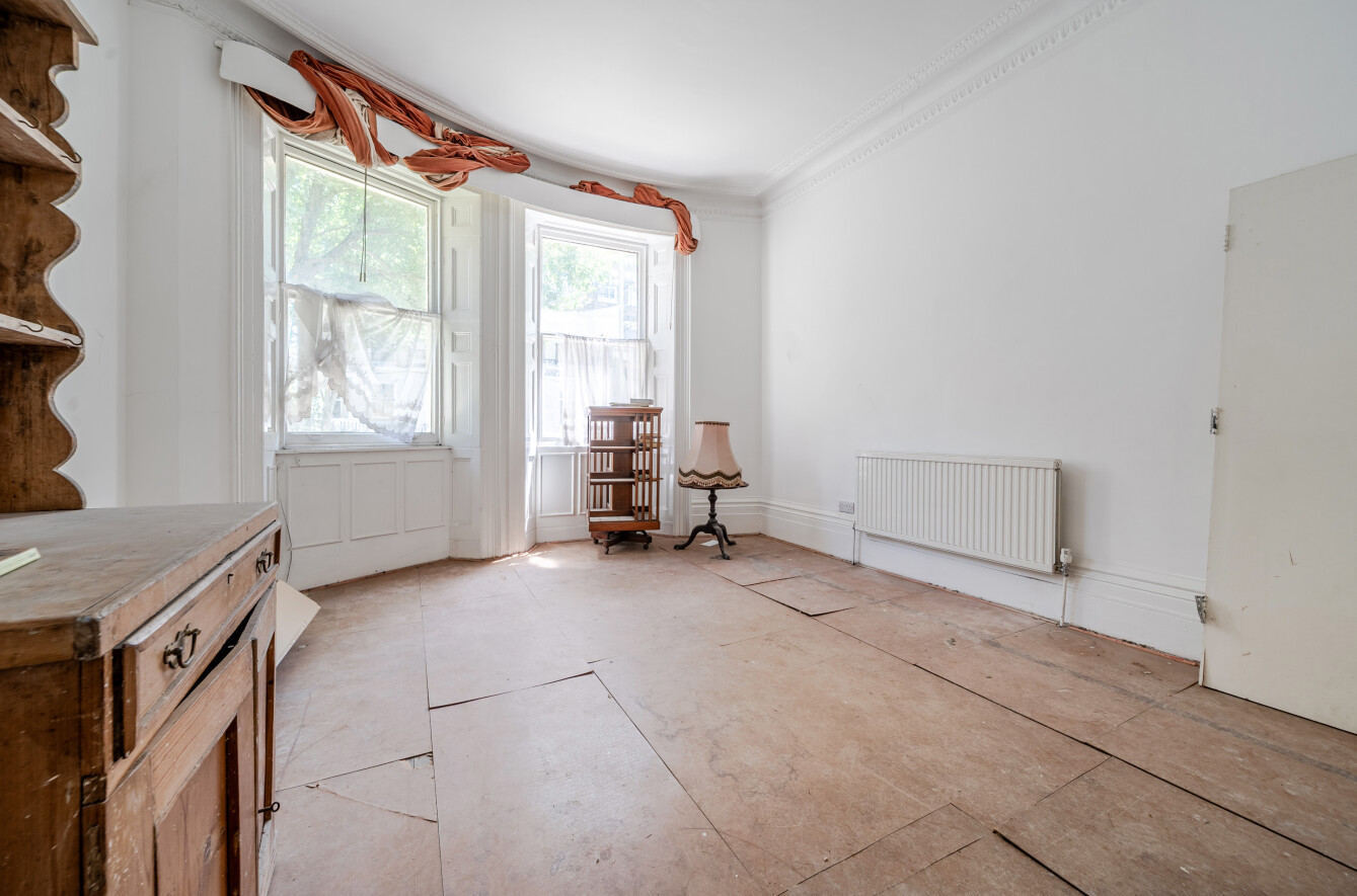 1 bedroom apartment for sale