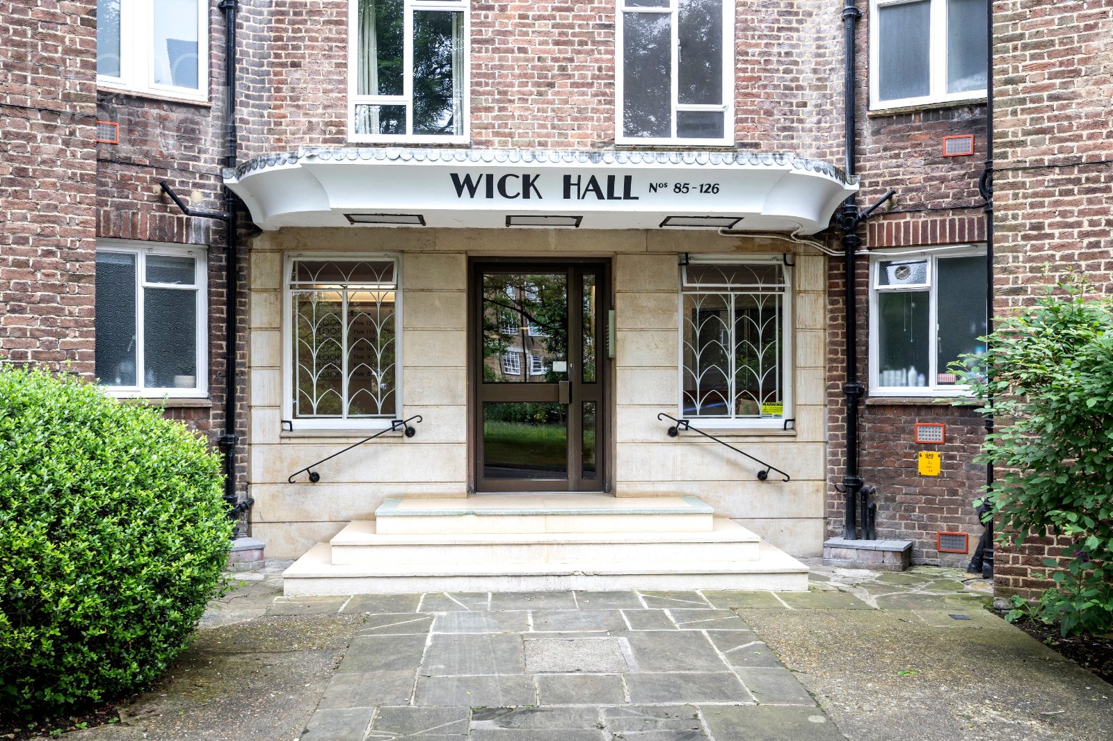 2 bedroom apartment for sale