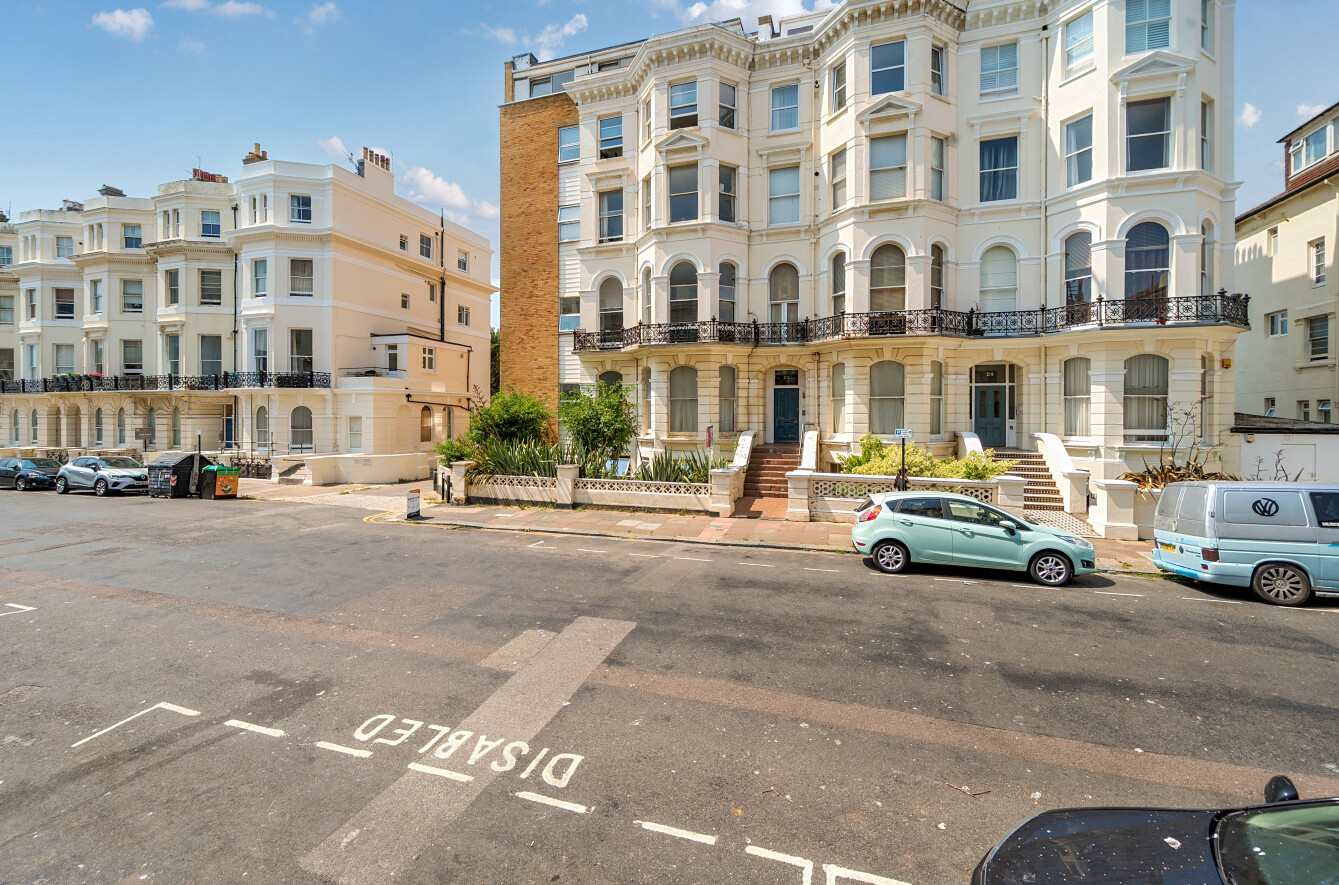1 bedroom apartment for sale