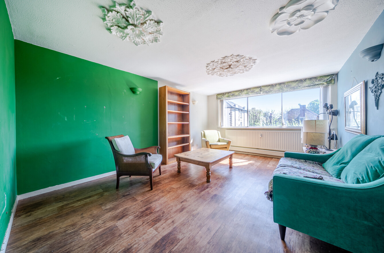 2 bedroom apartment for sale