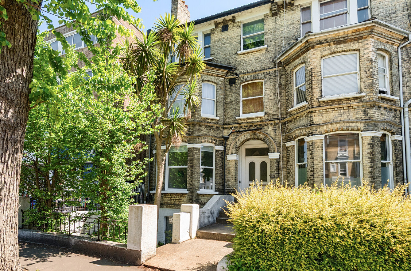 2 bedroom apartment for sale