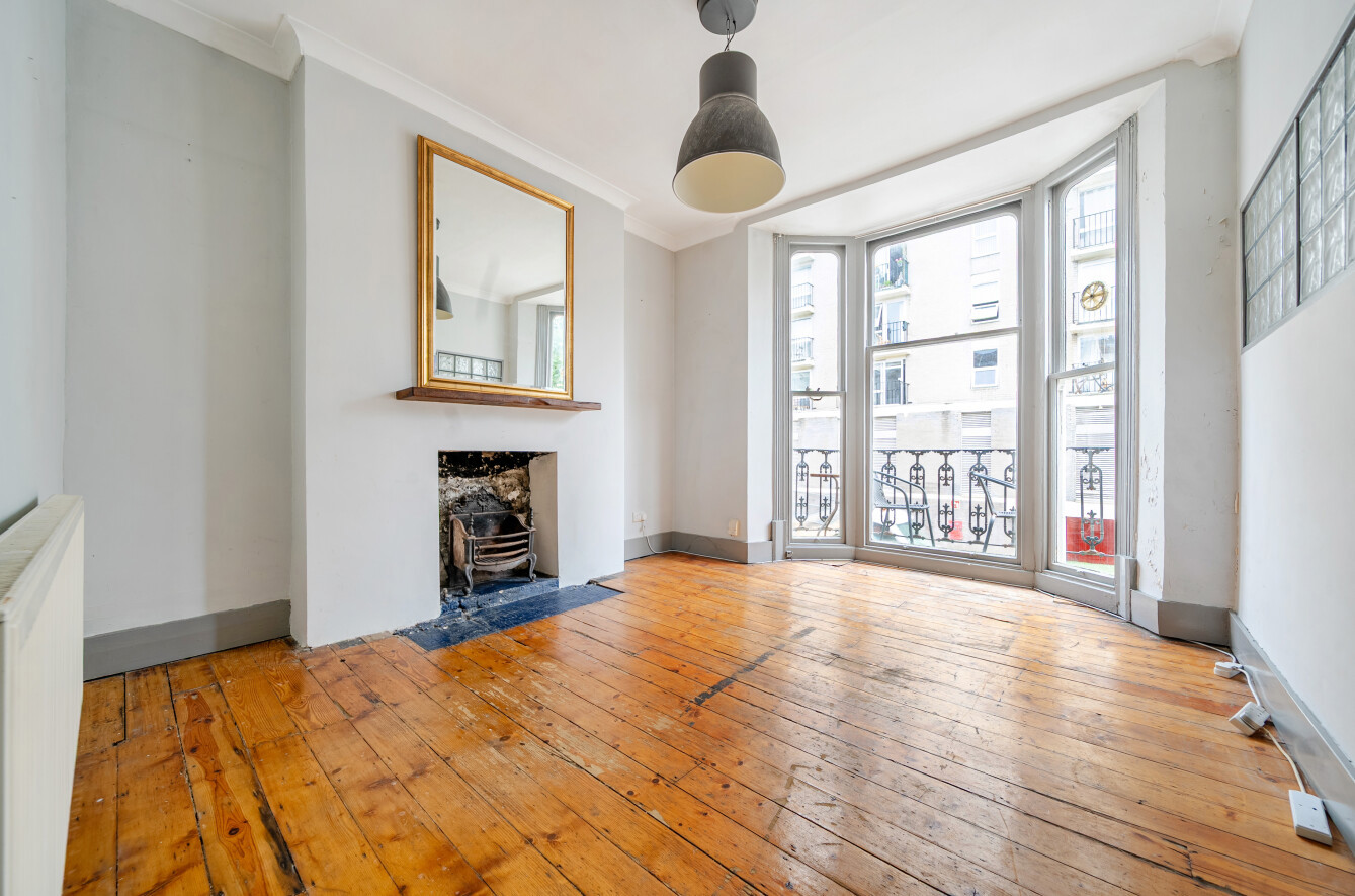 1 bedroom apartment for sale