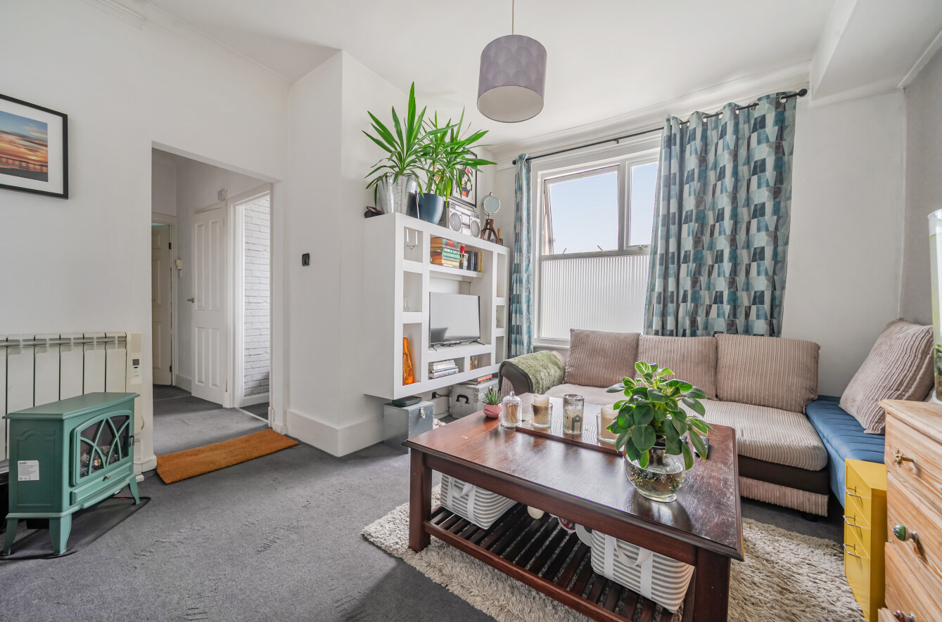 1 bedroom apartment for sale