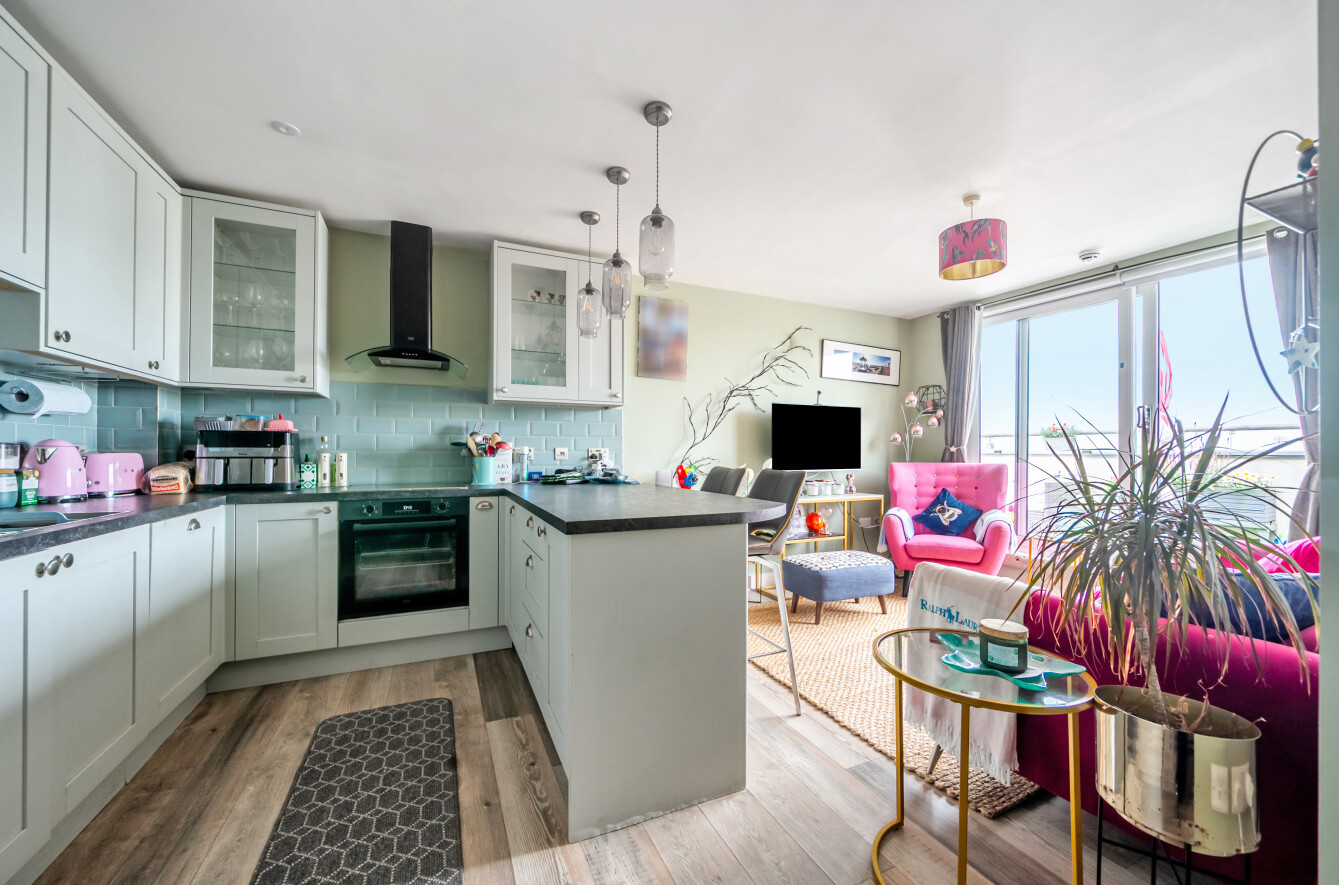 1 bedroom apartment for sale