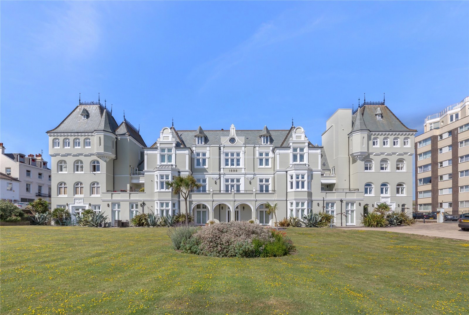 2 bedroom apartment for sale