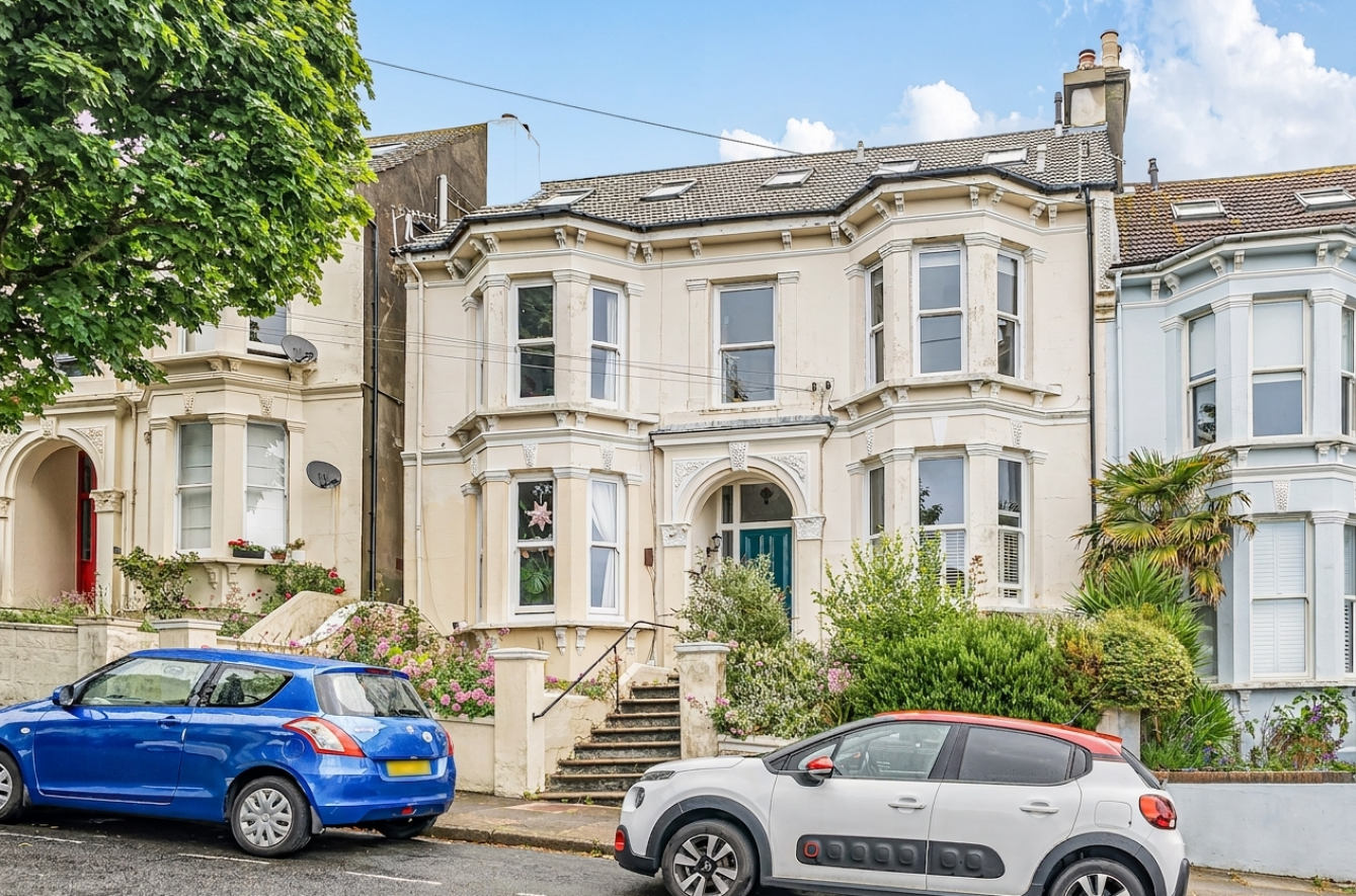 2 bedroom apartment for sale