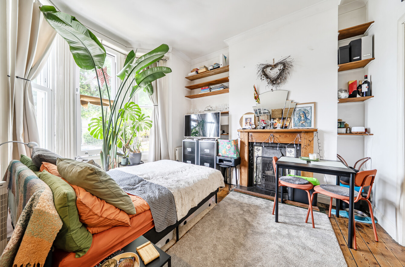 2 bedroom apartment for sale