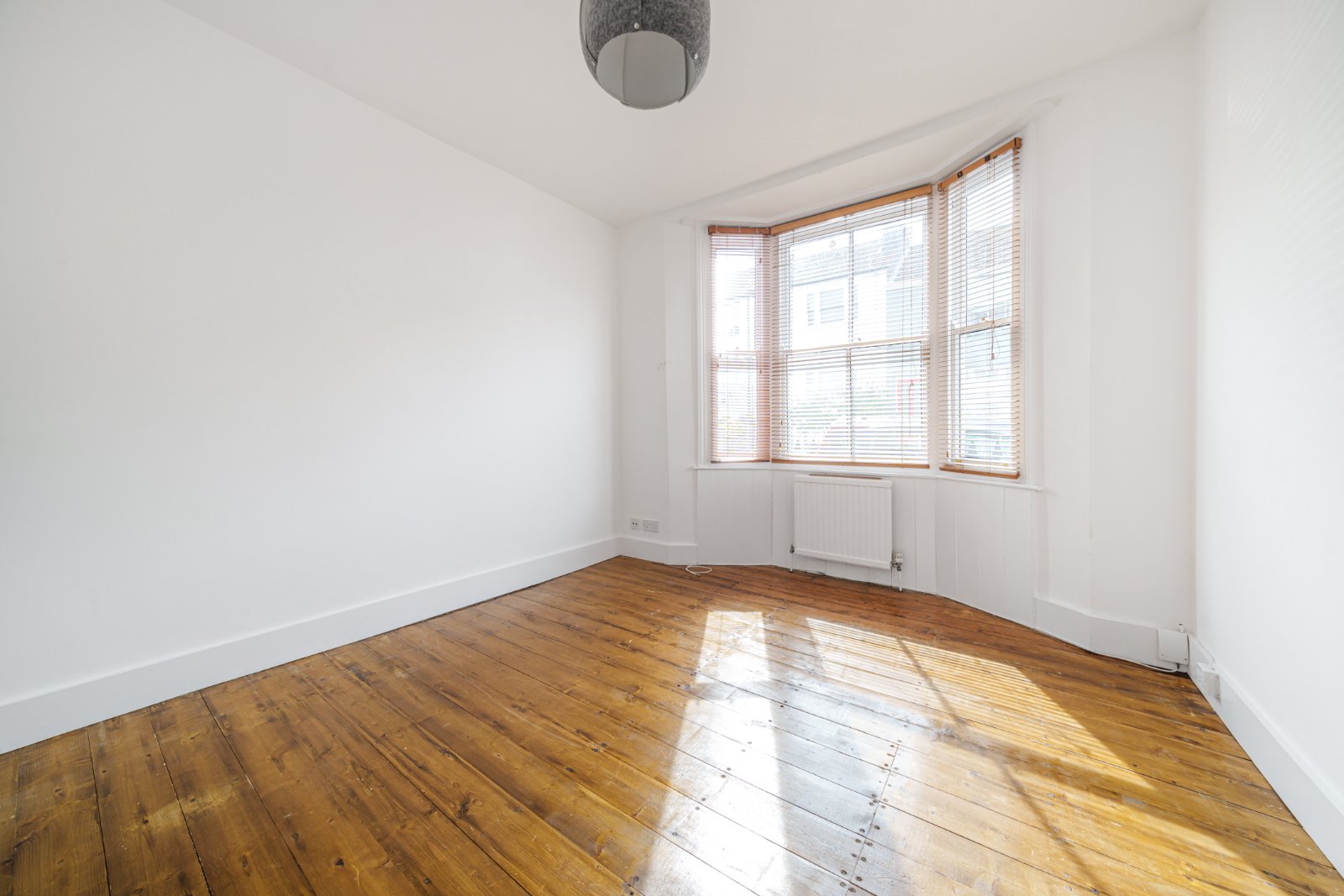 3 bedroom  terraced house for sale