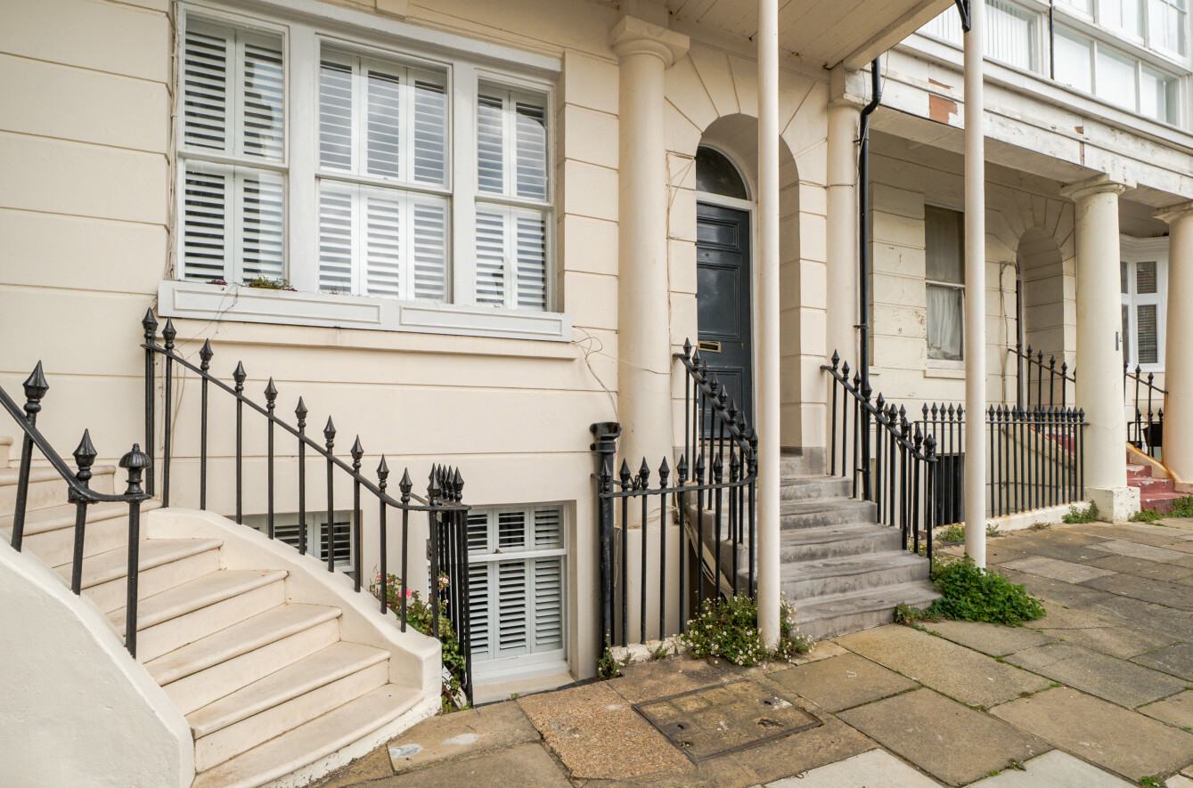 1 bedroom apartment for sale