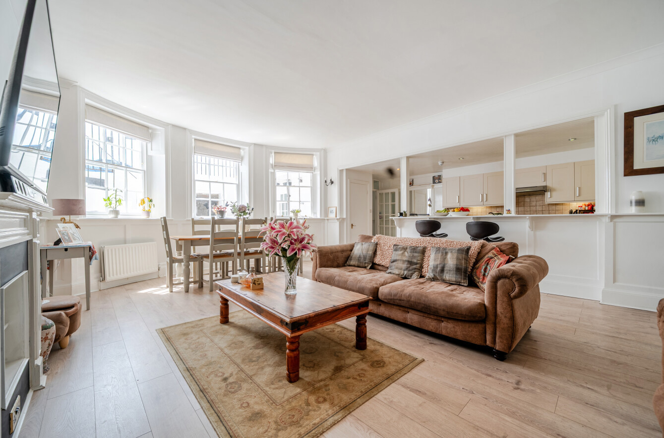 2 bedroom apartment for sale